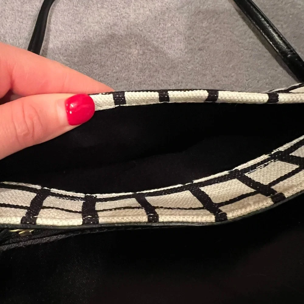 COACH Crossbody Bag - Picture 10 of 10